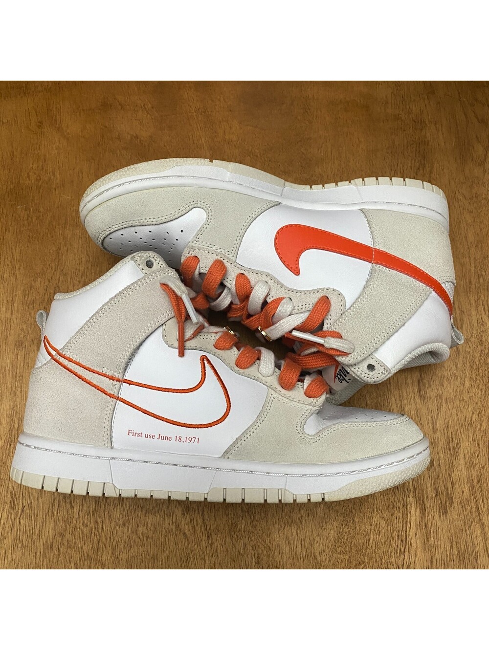 Nike Dunk High SE Shoes Womens‎ Size 7.5 First Use White Sail Orange DH6758-100